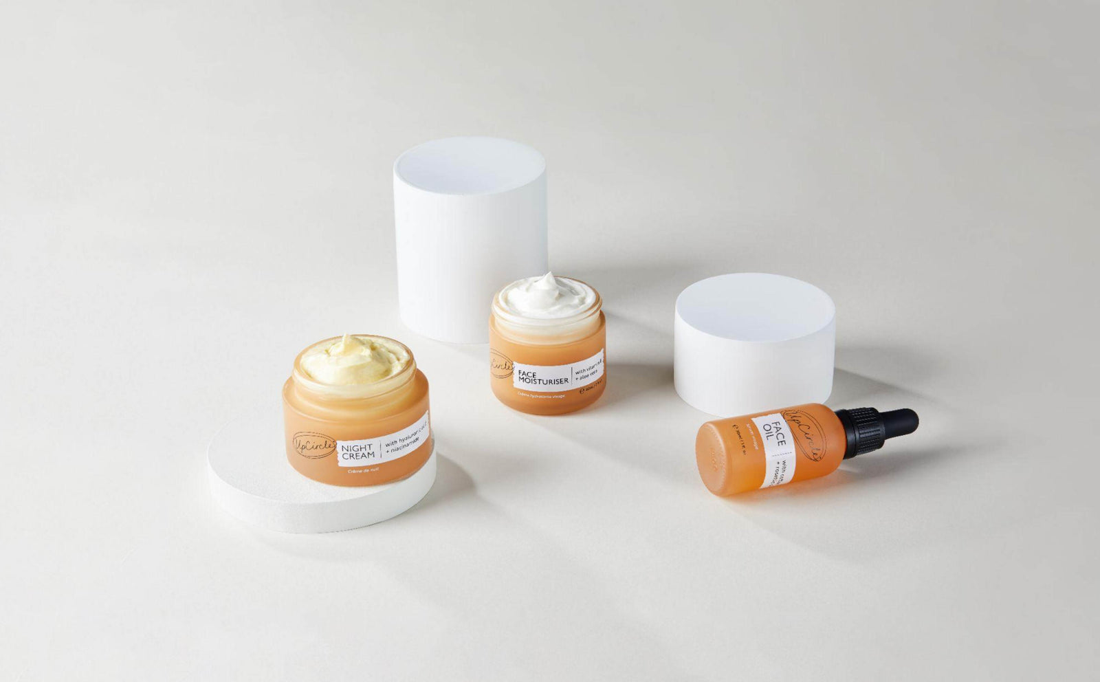 difference between hydration and moisturisation